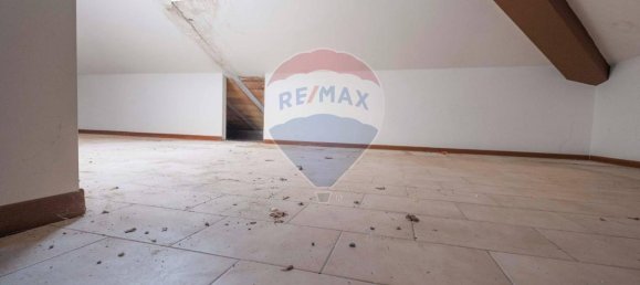 Дом с 8 комнатами в Арчевиа, Италия № 7299 17