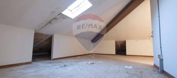 Дом с 8 комнатами в Арчевиа, Италия № 7299 16