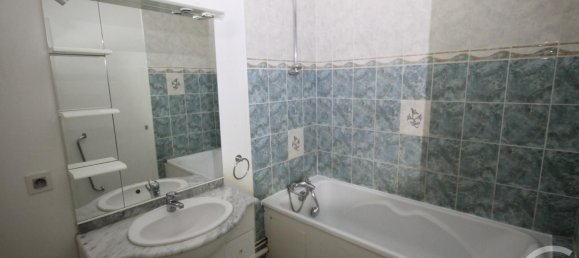 1 bedroom Apartment in Orleans, France No. 51251 11