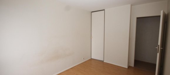 1 bedroom Apartment in Orleans, France No. 51251 10