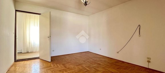 4 rooms House in Udine, Italy No. 111134 16