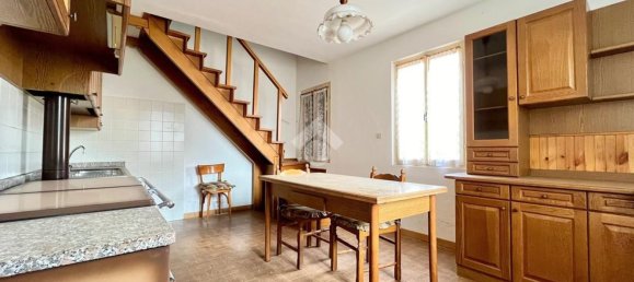 4 rooms House in Udine, Italy No. 111134 7