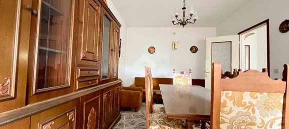 4 rooms House in Udine, Italy No. 111134 6