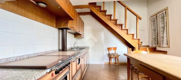 4 rooms House in Udine, Italy No. 111134 10