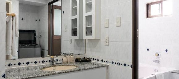 3 dormitorios apartamento en alquiler en District 1, Ho Chi Minh, Vietnam № 13817 5