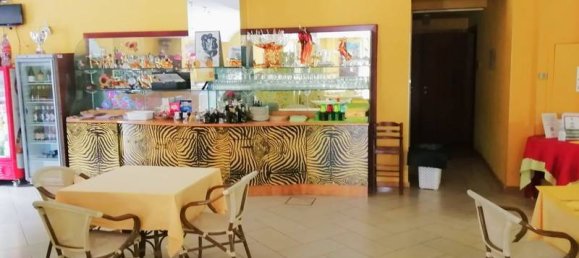 4 rooms Commercial property in Sinalunga, Italy No. 116213 3