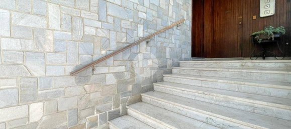 3 bedrooms Apartment in Cormano, Italy No. 268502 8