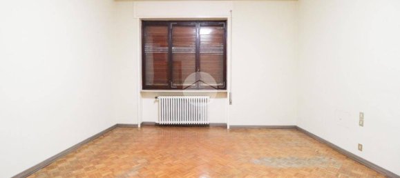 3 bedrooms Apartment in Cormano, Italy No. 268502 4