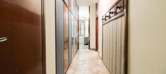 3 bedrooms Apartment in Cormano, Italy No. 268502 3