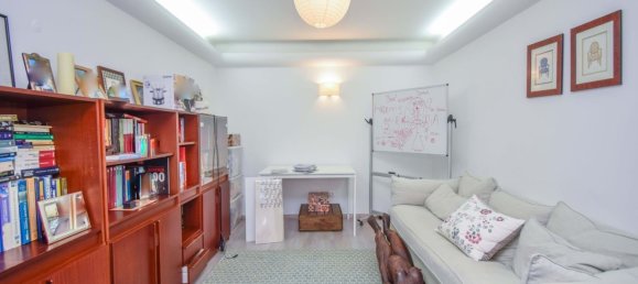 5 bedrooms Villa in Cascais, Portugal No. 131827 29