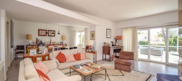 5 bedrooms Villa in Cascais, Portugal No. 131827 35