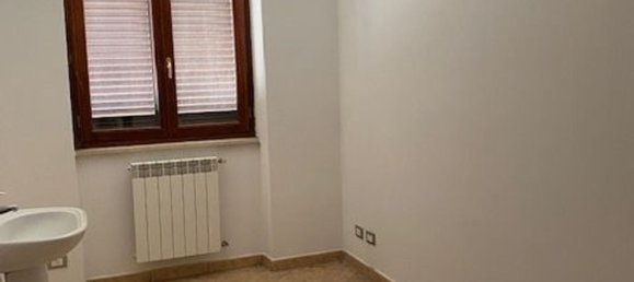 110m² Office in Colleferro, Italy No. 89371 5