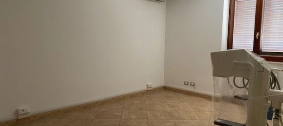110m² Office in Colleferro, Italy No. 89371 9