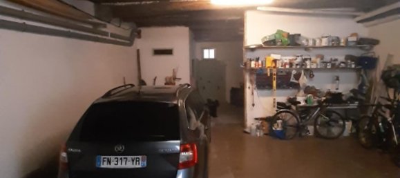 4 bedrooms House in Siran, France No. 16977 12