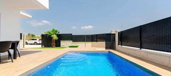 3 bedrooms Villa in Los Montesinos, Spain No. 6428 3