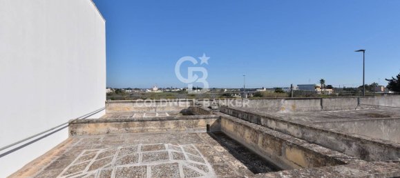 Дом с 3 комнатами в Cavallino, Италия № 232450 37