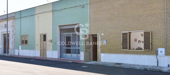 Дом с 3 комнатами в Cavallino, Италия № 232450 16