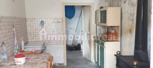 3 bedrooms Apartment in Pietrapertosa, Italy No. 29778 7