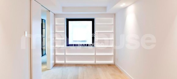 4 bedrooms Apartment in Madrid, Spain No. 77139 6