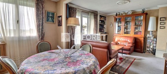 2 bedrooms Apartment in Rueil-Malmaison, France No. 177702 3