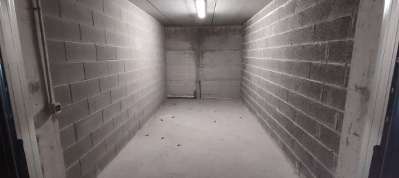 4 Schlafzimmer Wohnung in Bovisio Masciago, Italy, Nr. 282988 38