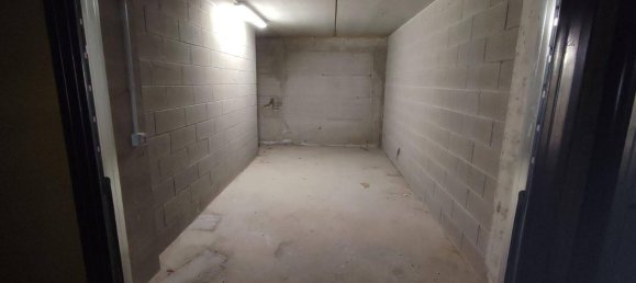 4 Schlafzimmer Wohnung in Bovisio Masciago, Italy, Nr. 282988 44