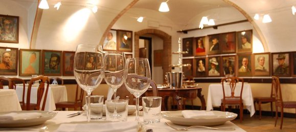 5 rooms Commercial property in Florence, Italy No. 12034 4