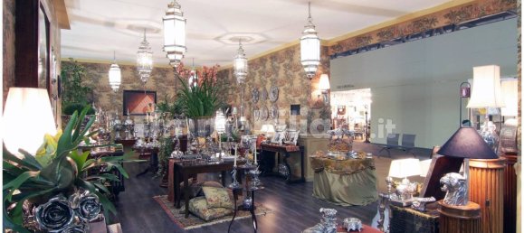 5 rooms Commercial property in Florence, Italy No. 12034 10