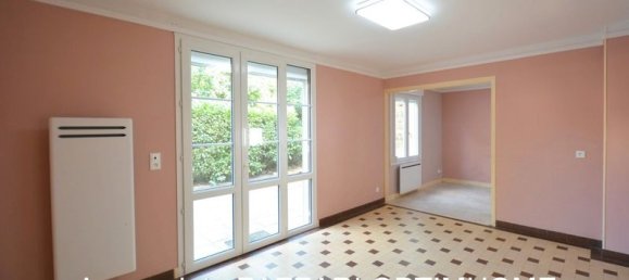 5 bedrooms Townhouse in Nepvant, France No. 66936 9
