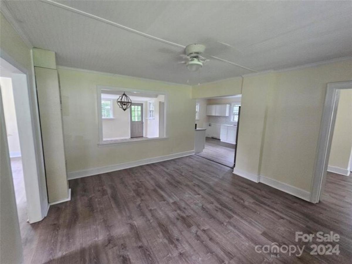 3 bedrooms House in Conover, USA No. 406611