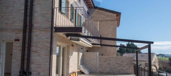 10 rooms Villa in Ancona, Italy No. 7068 3