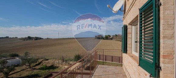 10 rooms Villa in Ancona, Italy No. 7068 55