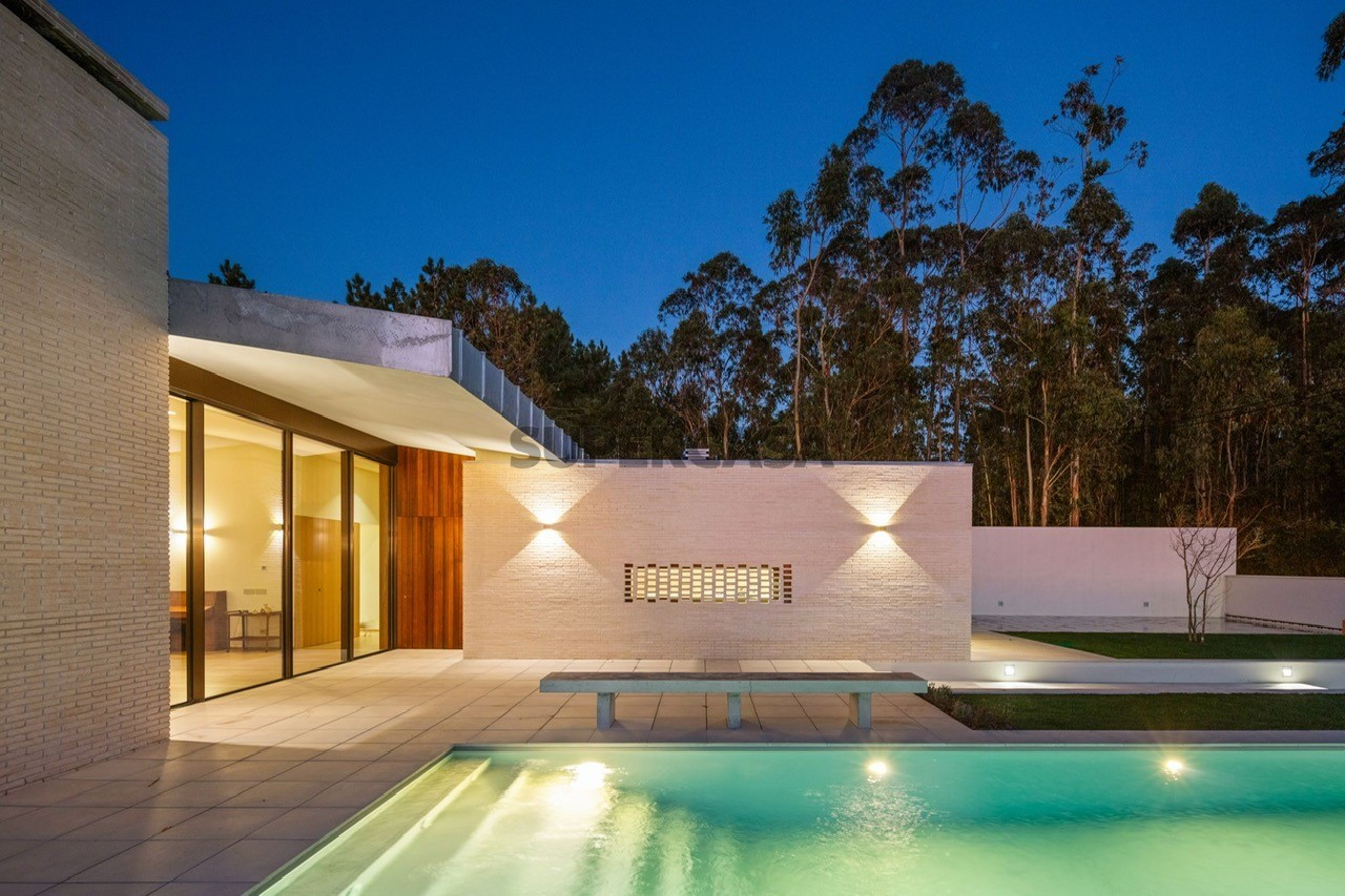 Дом с 5 спальнями в Эшпозенди, Португалия № 207170