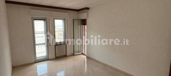 3 Schlafzimmer Wohnung in Molfetta, Italy, Nr. 335692 10