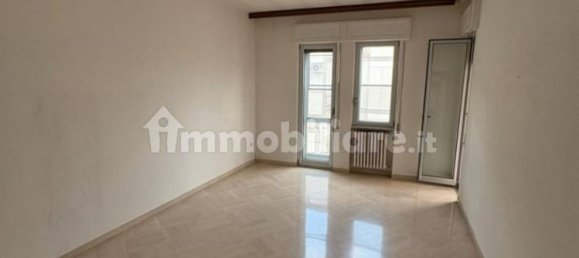 3 Schlafzimmer Wohnung in Molfetta, Italy, Nr. 335692 11