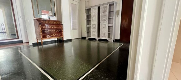 5 bedrooms Apartment in Genoa, Italy No. 326580 24