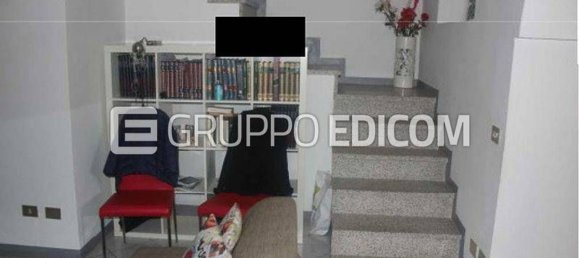 3 rooms Apartment in Golasecca, Italy No. 185550 11