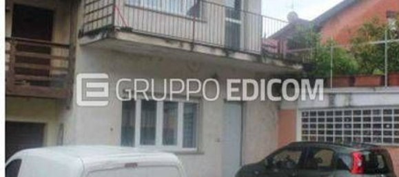 3 rooms Apartment in Golasecca, Italy No. 185550 7