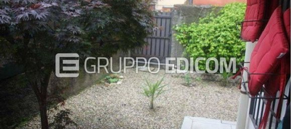 3 rooms Apartment in Golasecca, Italy No. 185550 5