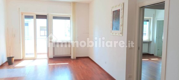 Apartamento de 2 dormitorios en Pescara, Italy No. 342170 21