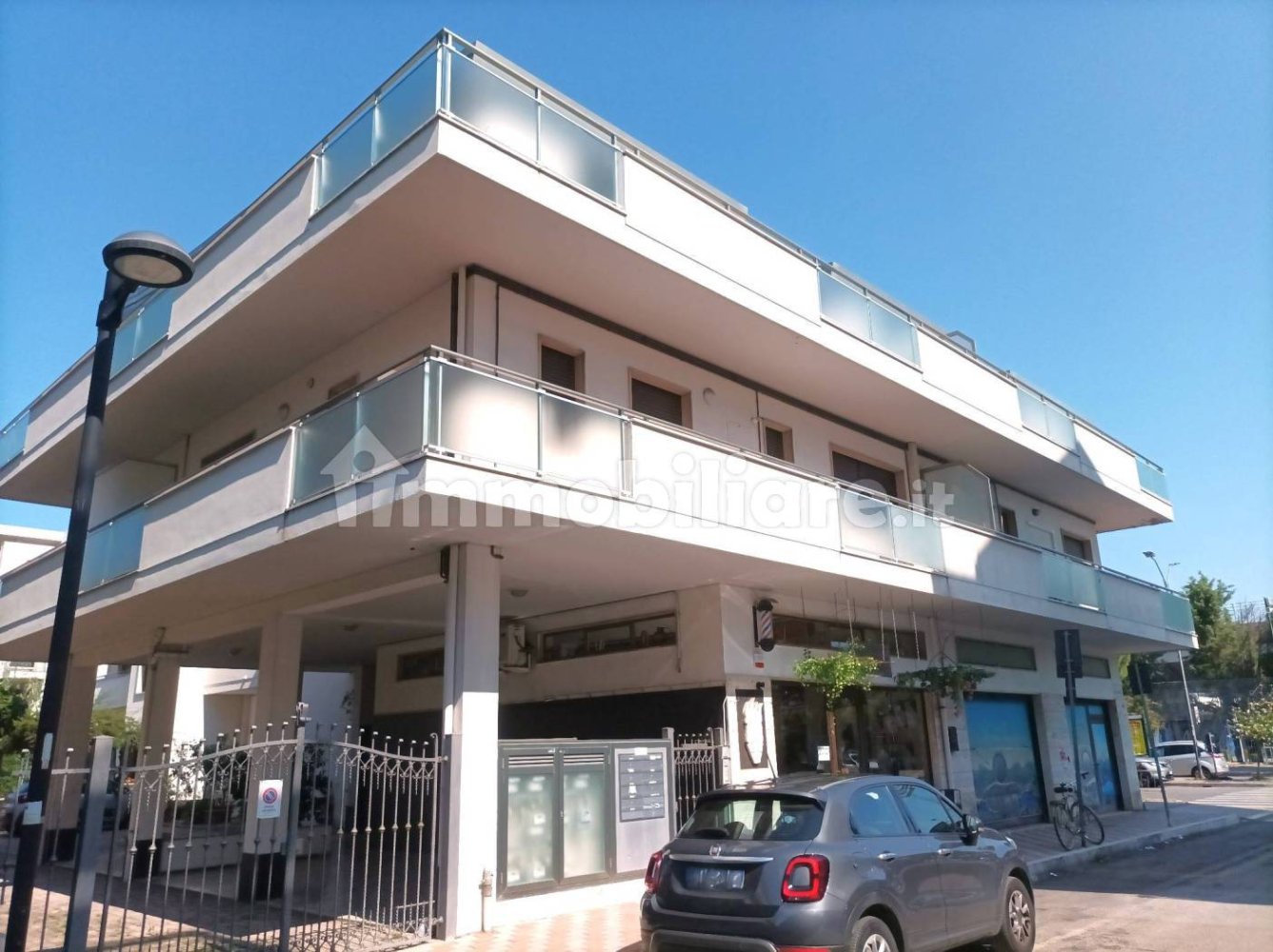Apartamento de 2 dormitorios en Pescara, Italy No. 342170