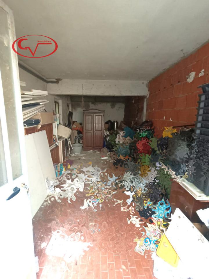 3 rooms Apartment in Loro Ciuffenna, Italy No. 233165