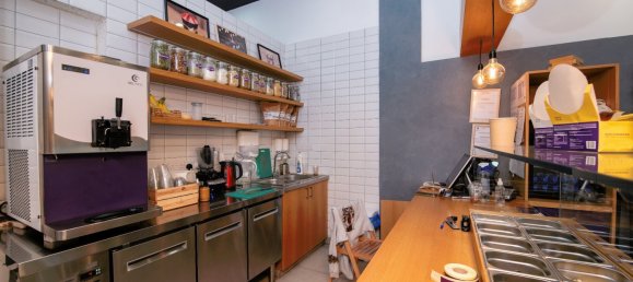 Propiedad comercial de 2 dormitorios en Limassol, Cyprus No. 22028 5