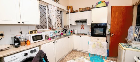 Propiedad comercial de 2 dormitorios en Limassol, Cyprus No. 22028 16