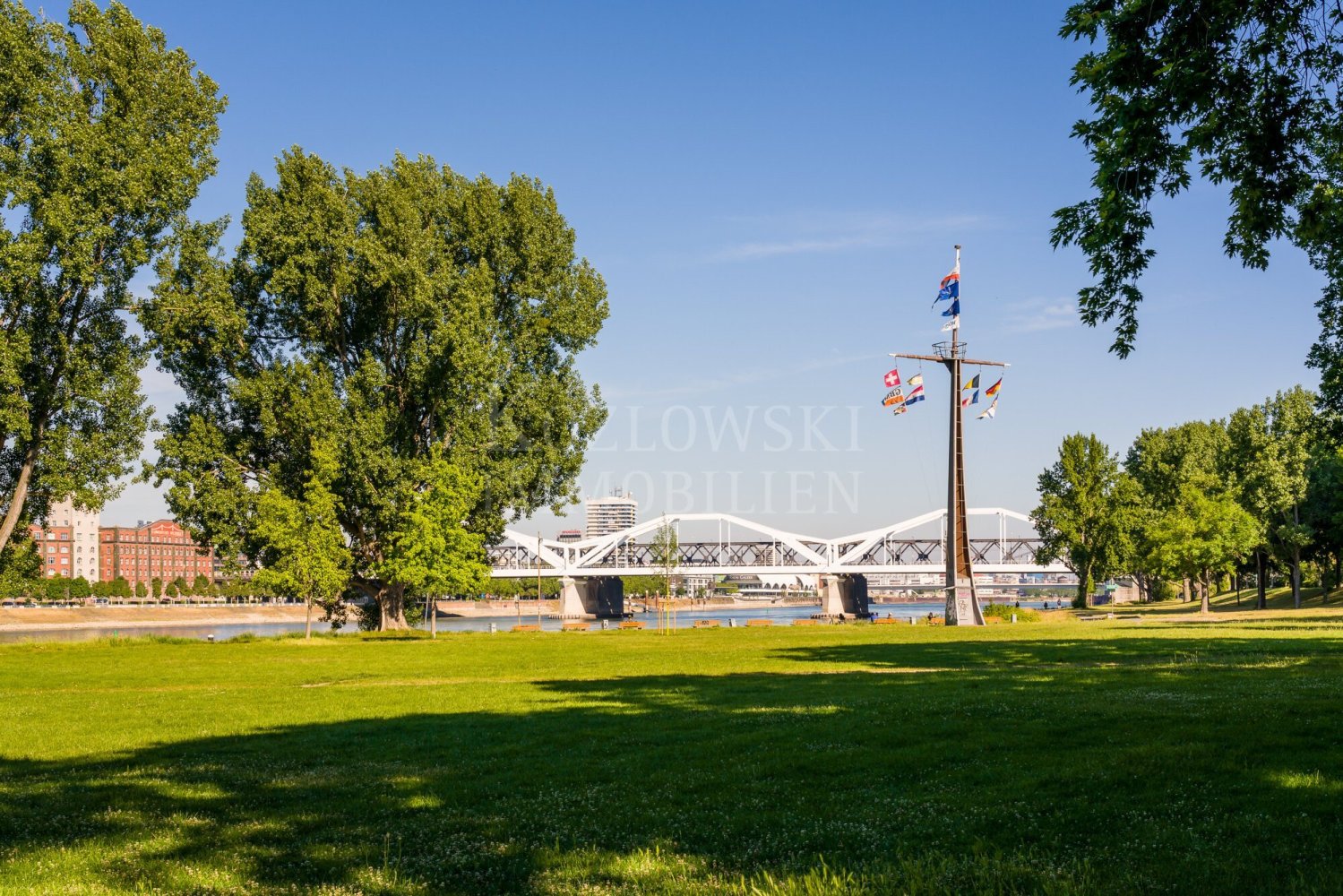 5-salle Duplex à Mannheim, Germany No. 86896