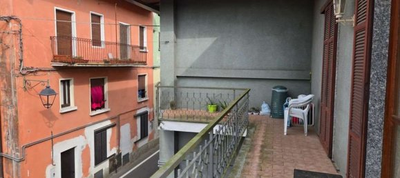 4 rooms Apartment in Dormelletto, Italy No. 259747 9