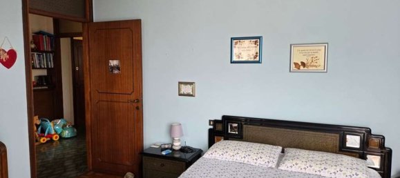 4 rooms Apartment in Dormelletto, Italy No. 259747 2
