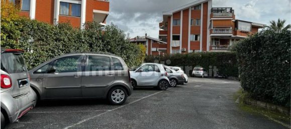 3 Schlafzimmer Penthouse in Rome, Italy, Nr. 199462 5