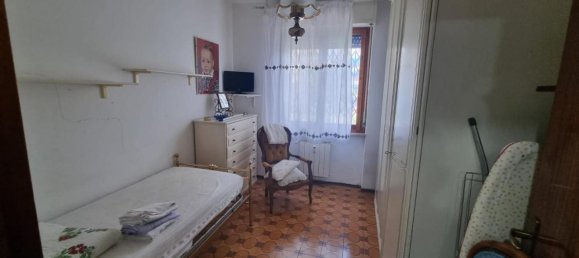 4 rooms Apartment in Pisa, Italy No. 157571 5