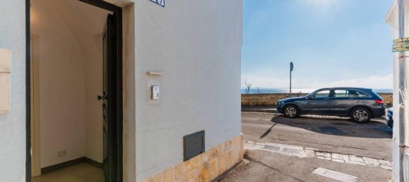 Casa de 3 habitaciónes en Gallipoli, Italy No. 63926 35